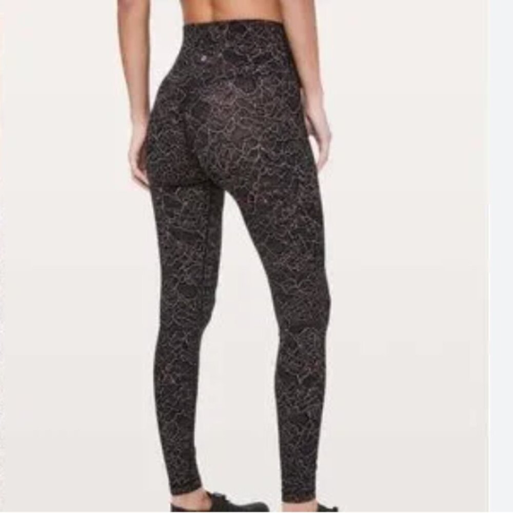 Lululemon Black and Pink Lac Align Legging Full Length - Size 4